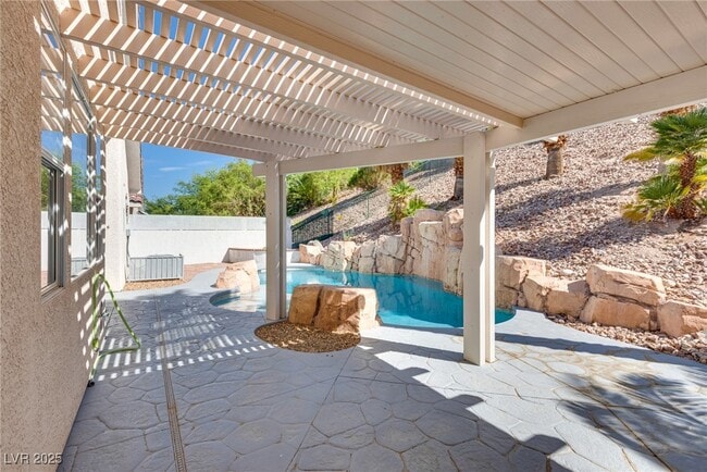 Building Photo - 1340 Rolling Sunset St