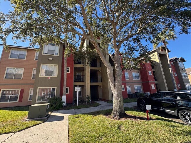 Building Photo - 2216 Grand Cayman Ct