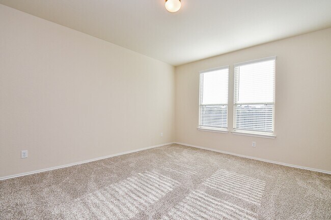 Building Photo - 2730 Ibis Wy