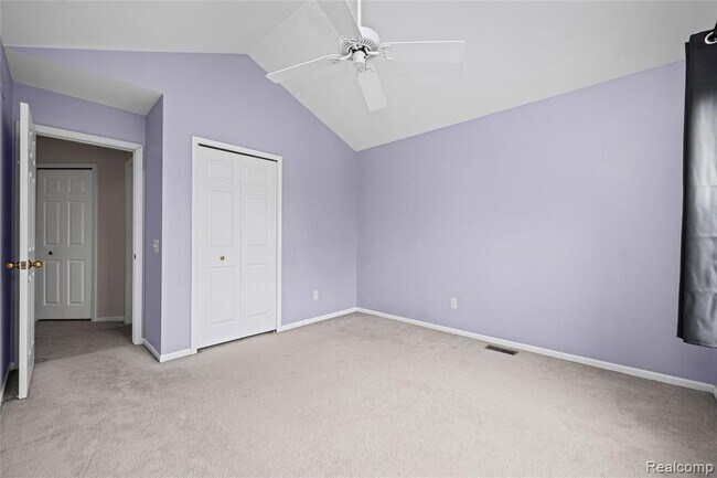 Building Photo - 47258 Scarlet Dr N
