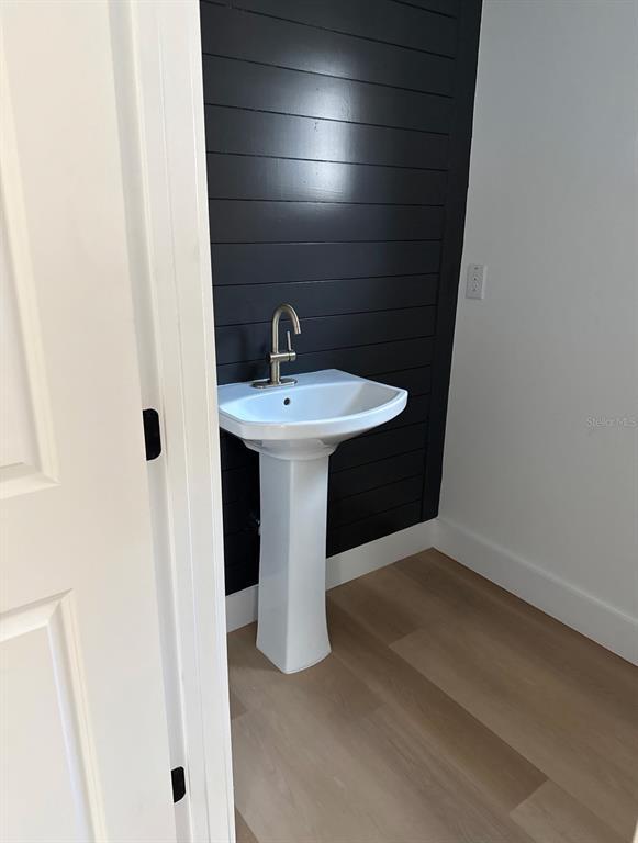 Building Photo - 2333 W Beach St