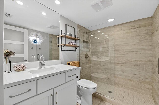 Building Photo - 160 Marina Del Rey Ct