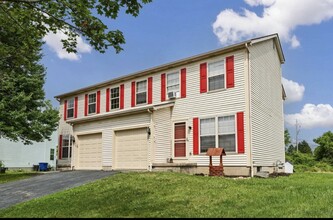 Building Photo - 281 Richards Cir