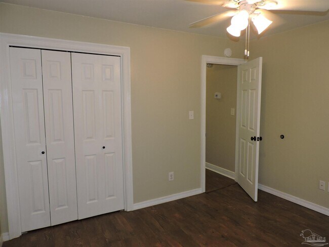 Building Photo - 5016 Challenger Way