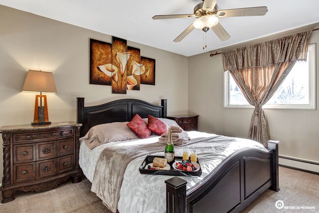 Building Photo - 1726 Cache Dr