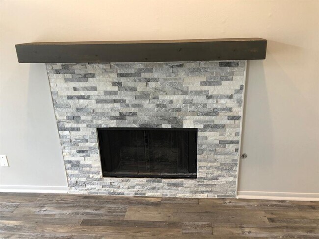 Building Photo - 4610 Plantation Creek Dr