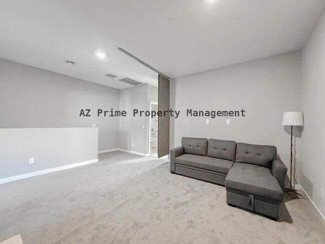 Building Photo - 2269 W Echo Ln