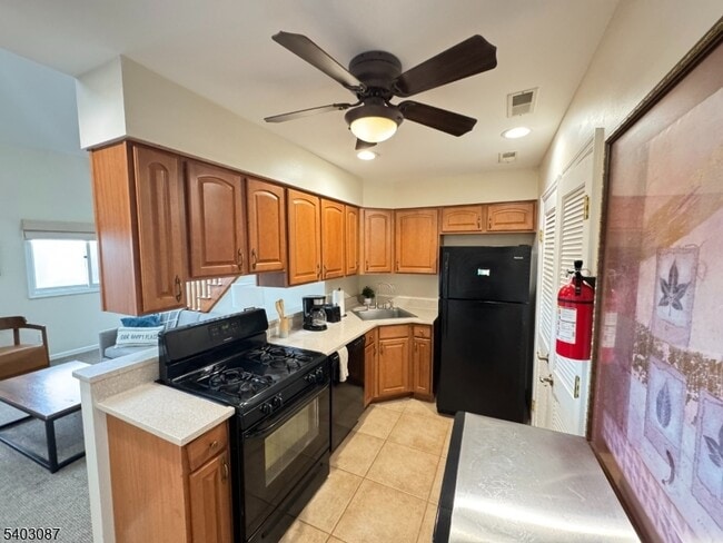 Building Photo - 3 Telemark Dr