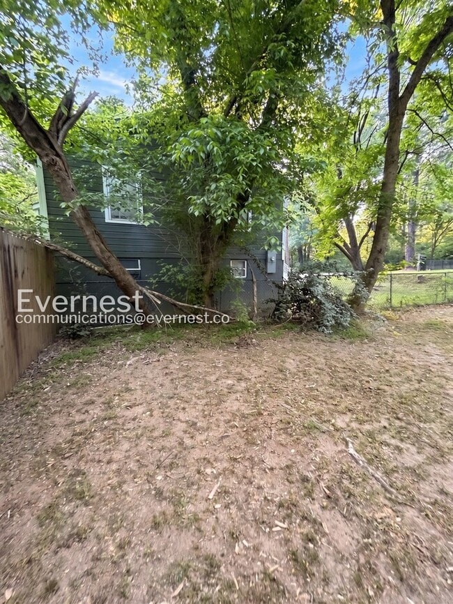 Building Photo - 2175 Pansy St NW