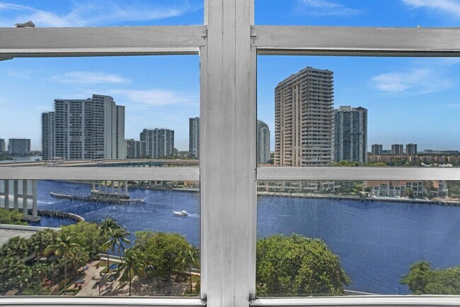 Building Photo - 19390 Collins Ave