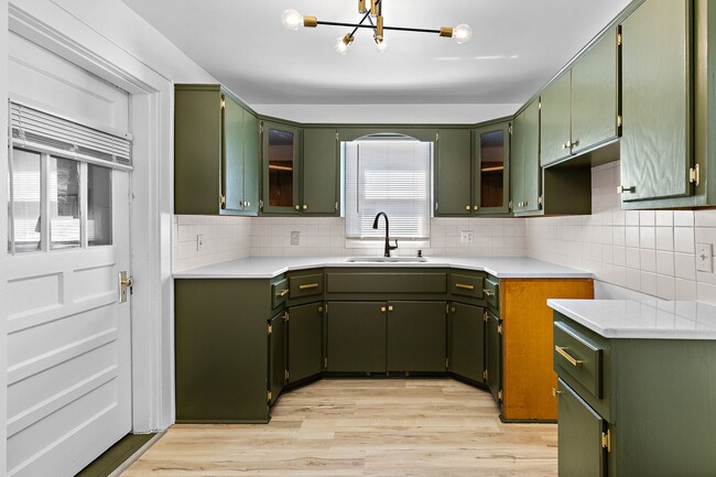 Building Photo - Updated three bedroom home