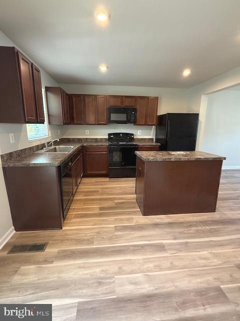 Building Photo - 104 Reign Wy