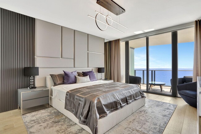 Building Photo - 1116 N Ocean Blvd