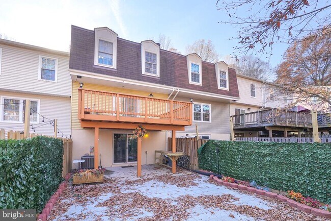 Building Photo - 6446 Shannon Station Ct