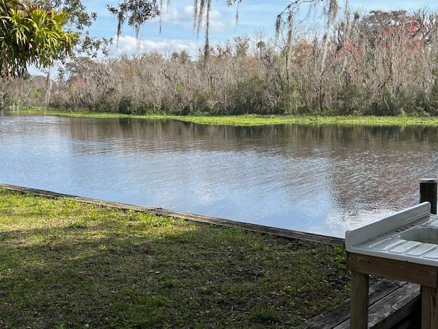 Building Photo - 1741 Camp South Moon Rd