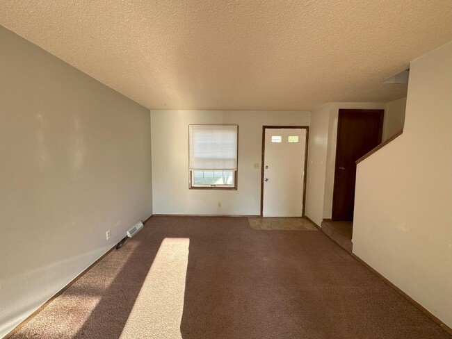 Building Photo - 32-46 Manor Drive - 42