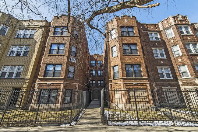 Building Photo - 8208 S Drexel