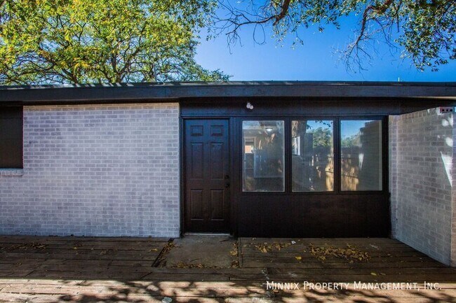 Building Photo - 2725 63rd St
