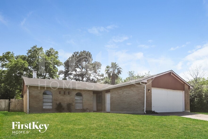 Building Photo - 24011 Reagon Canyon Dr