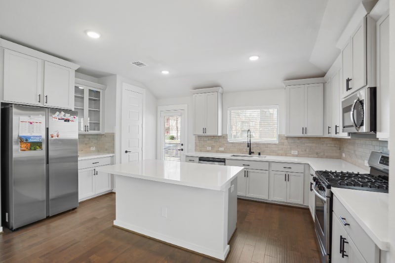 Building Photo - 2107 Pueblito Dr