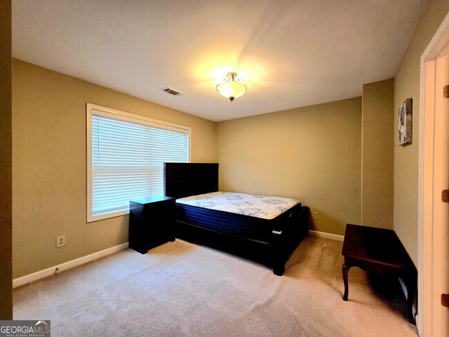 Building Photo - 1355 Magnolia Park Cir
