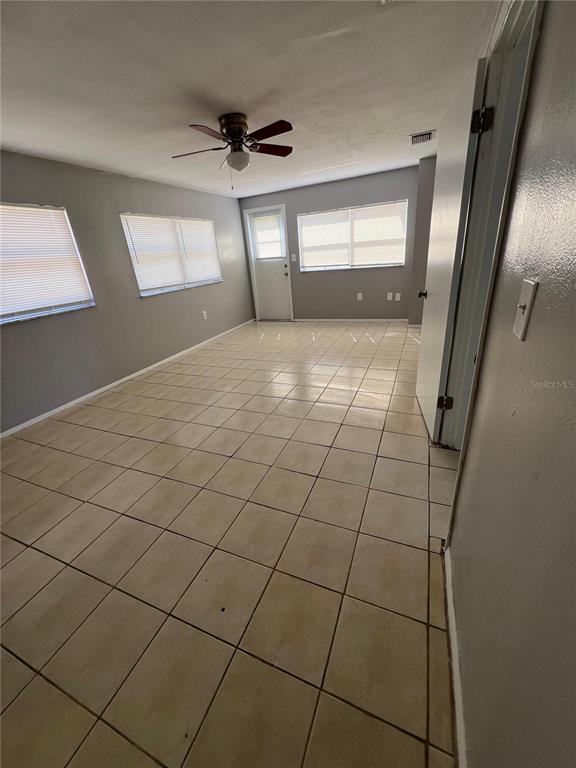 Building Photo - 10920 Jason Rd