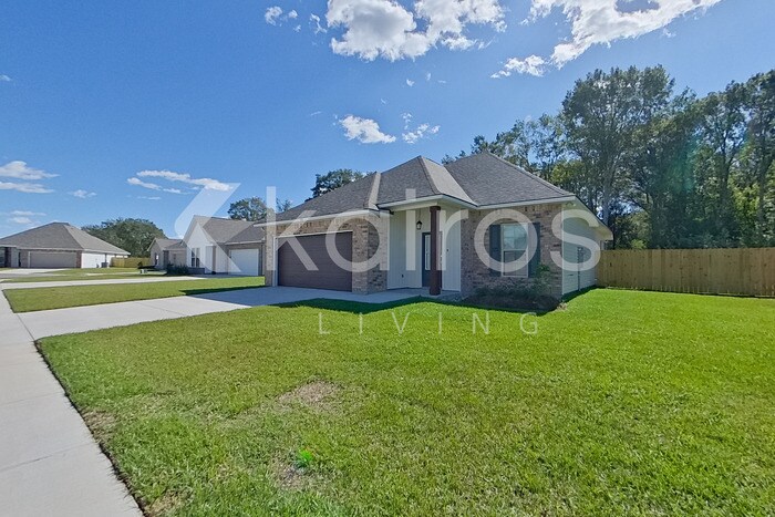 Building Photo - 106 Hendrix Rd