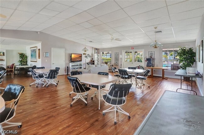 Building Photo - 6731 Panther Ln