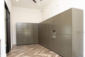 Building Photo - 2 bedroom in Bee Cave TX 78738