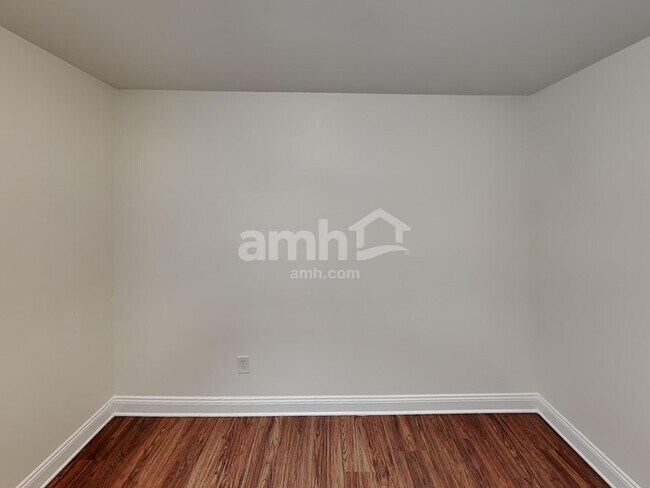 Building Photo - 12418 Winget Rd