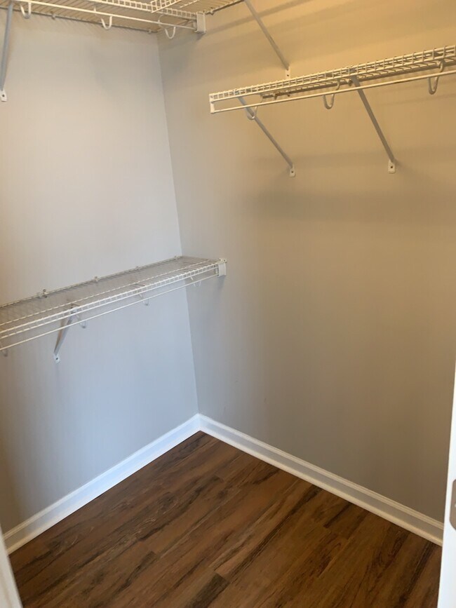 Building Photo - 106 Old Prestwick Ct