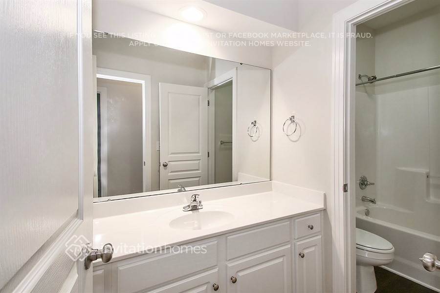 Building Photo - 20229 Colony Point Ln