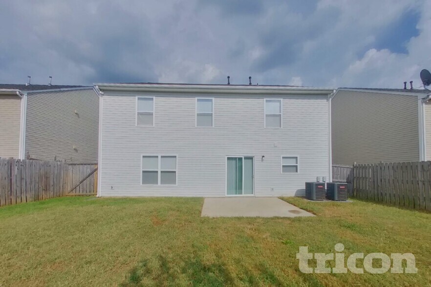 Building Photo - 9327 John Russell Rd