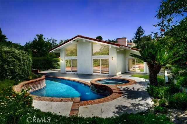 Primary Photo - 23415 Park Hacienda