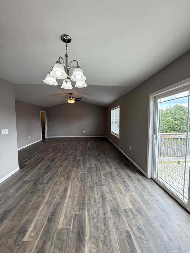 Building Photo - 4BR Basement Home