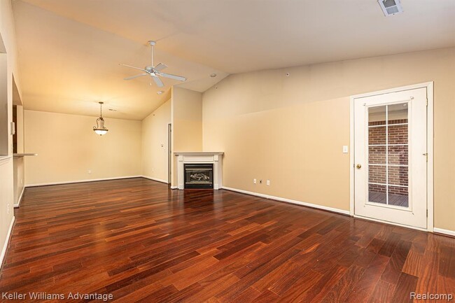 Building Photo - 29639 Nottingham Cir