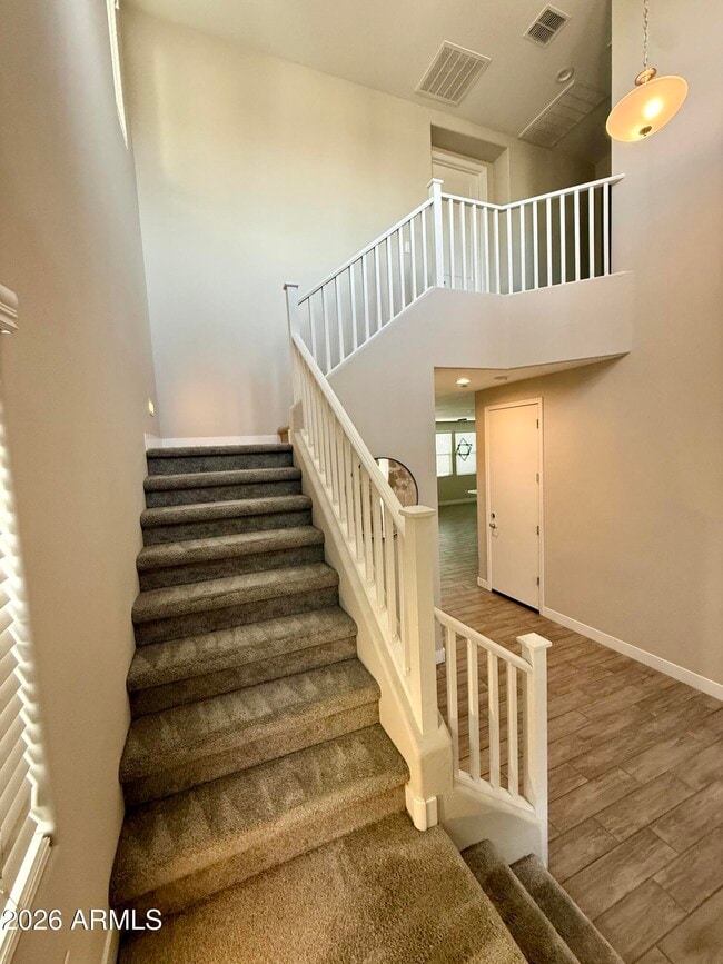 Building Photo - 1099 S Peden Dr