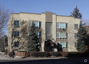 Building Photo - Apex 1101