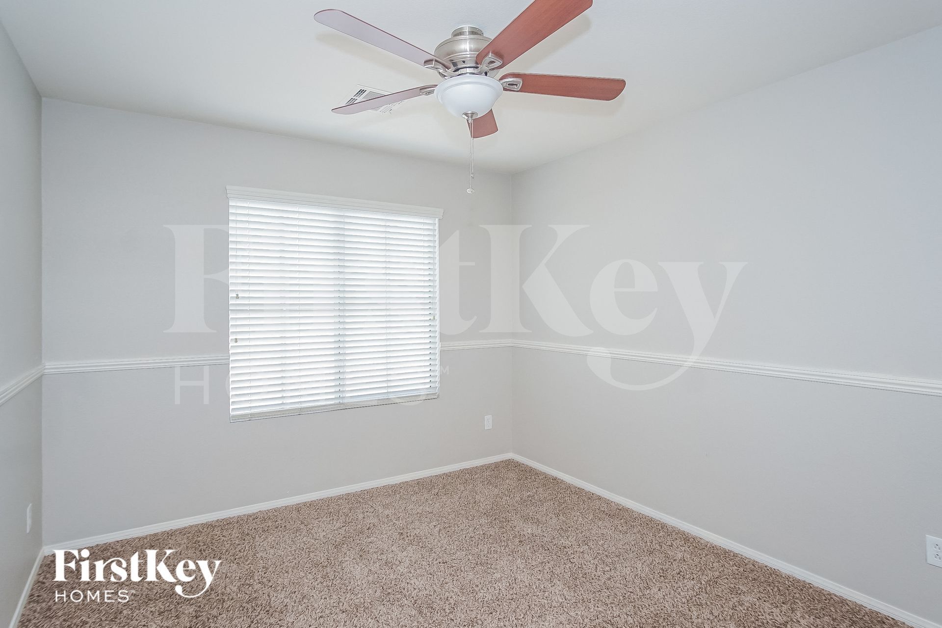 Building Photo - 5333 N Carlsbad Heights St