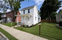 Building Photo - 210 W Buck St