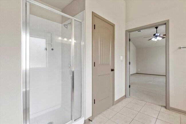 Building Photo - 1509 Greenside Dr