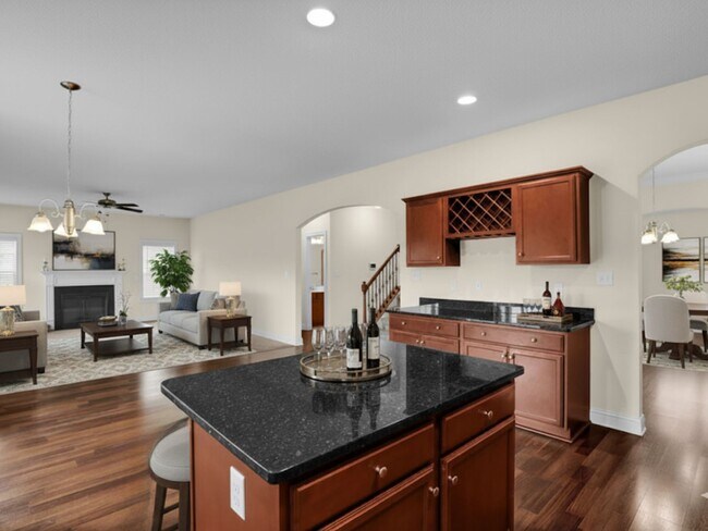 Building Photo - 427 Worsley Wy
