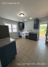 Building Photo - 2513 Lawton St