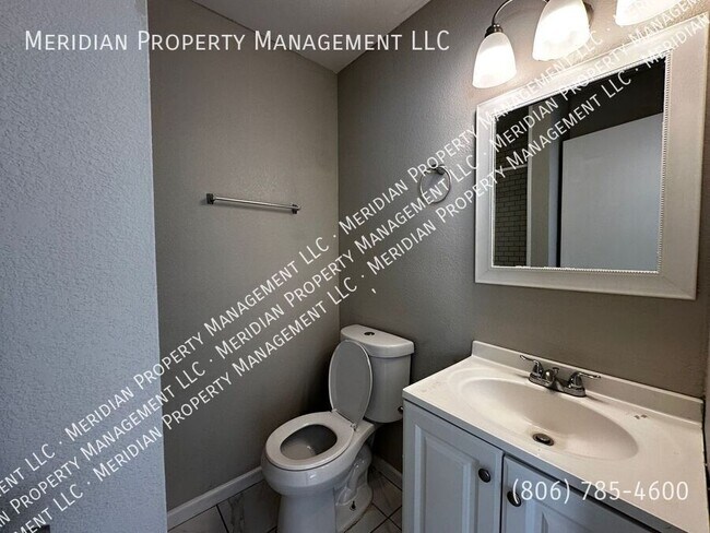 Building Photo - 1602 39th St