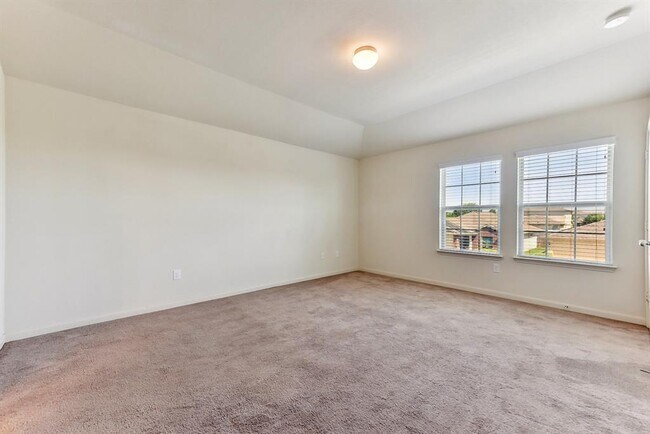 Building Photo - 310 Potters Peak Way