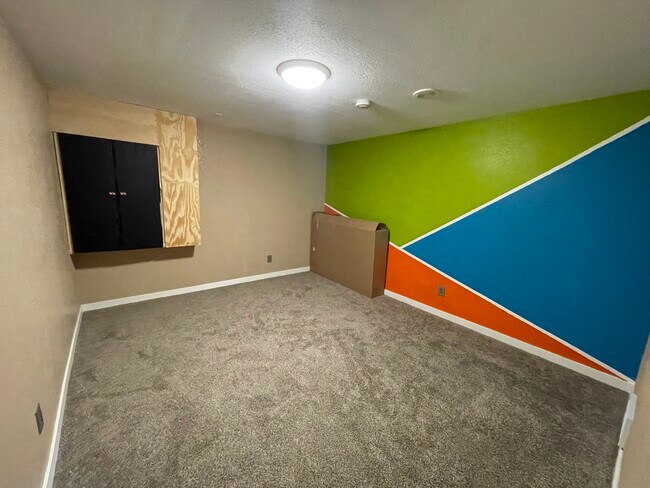 Building Photo - 230 S Legacy Way