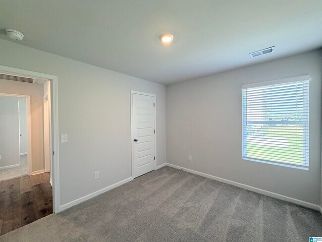 Building Photo - 360 TIMBER Pass