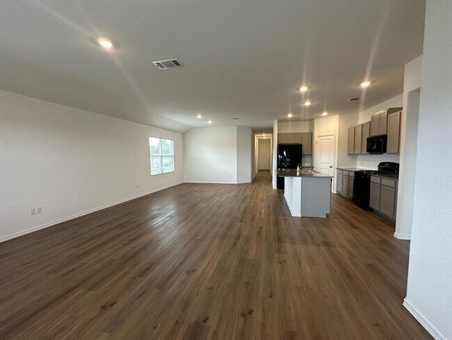 Building Photo - 1404 Marley