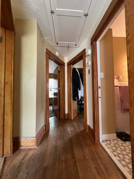 Building Photo - 1316 Packard St