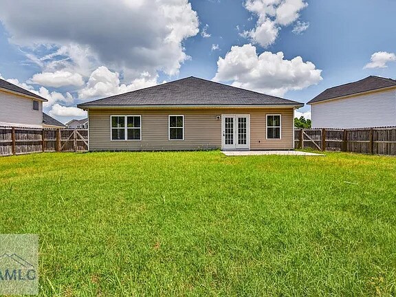 Building Photo - 589 Meloney Dr